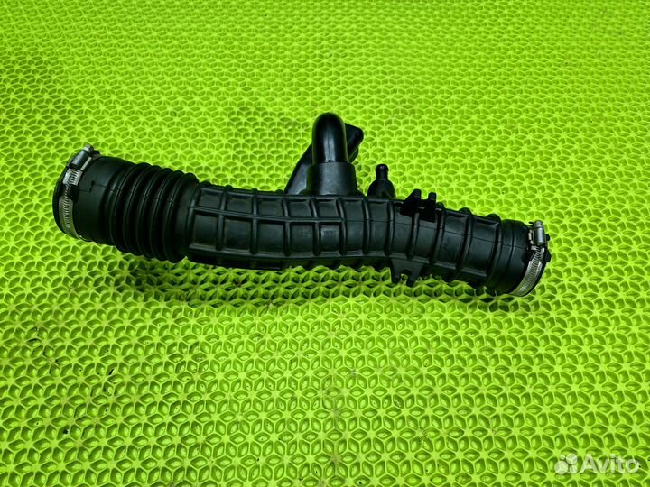Патрубок воздушного фильтра Renault Arkana