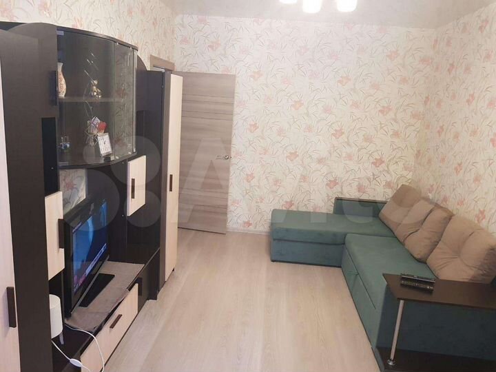 2-к. квартира, 57 м², 6/18 эт.