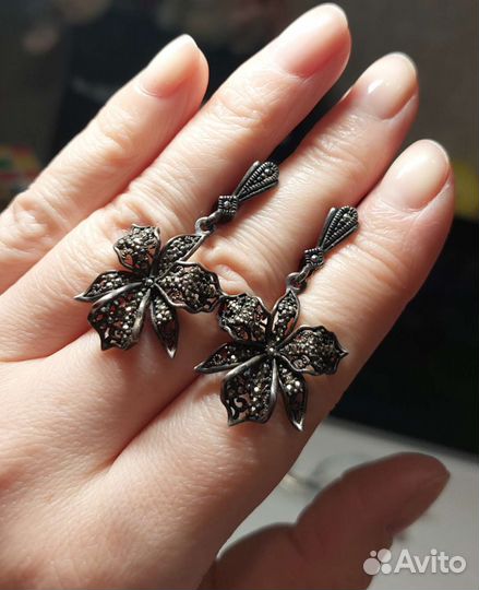 Серебряные серьги орхидея