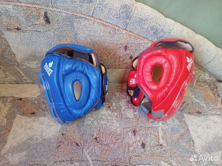 Шлем для единоборств кожаный