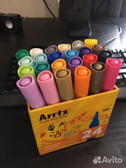 Акриловые маркеры