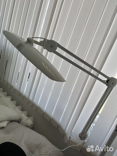 Лампа настрольная