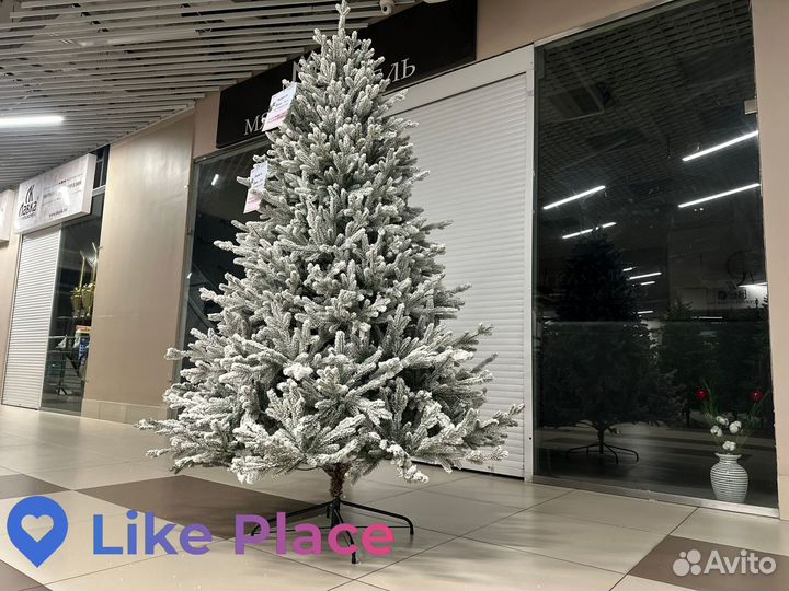 Искусственная елка литая