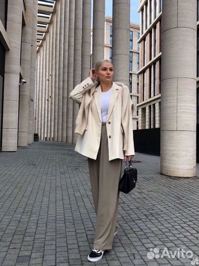 Стилист-имиджмейкер