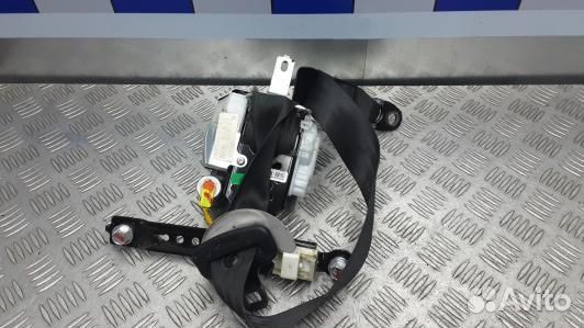 Ремень безопасности с пиропатроном сиденья передне