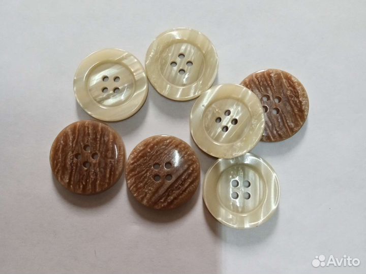 Пуговицы