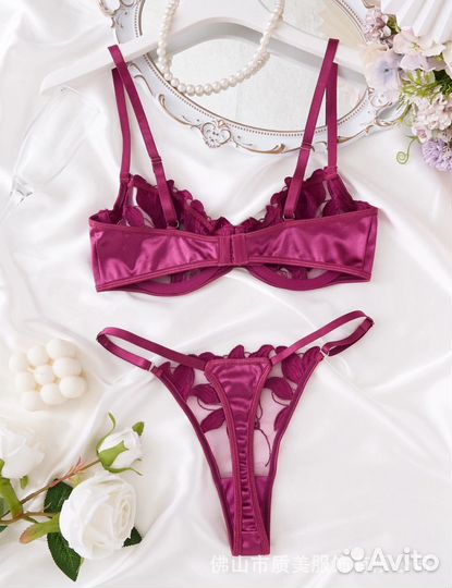 Комплект нижнего белья новый