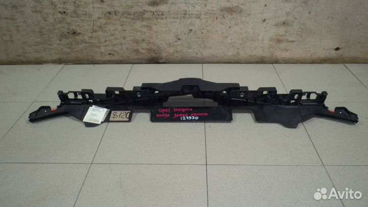 Кожух замка капота Opel Insignia A