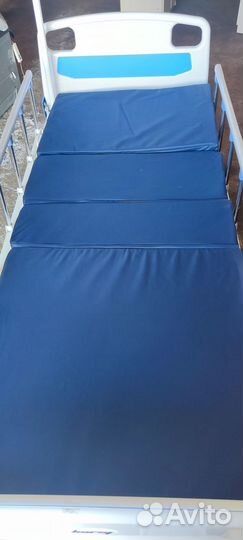 Медицинская кровать Barry с матрасом