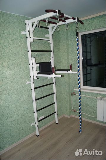 Шведская стенка черно-белая арт359