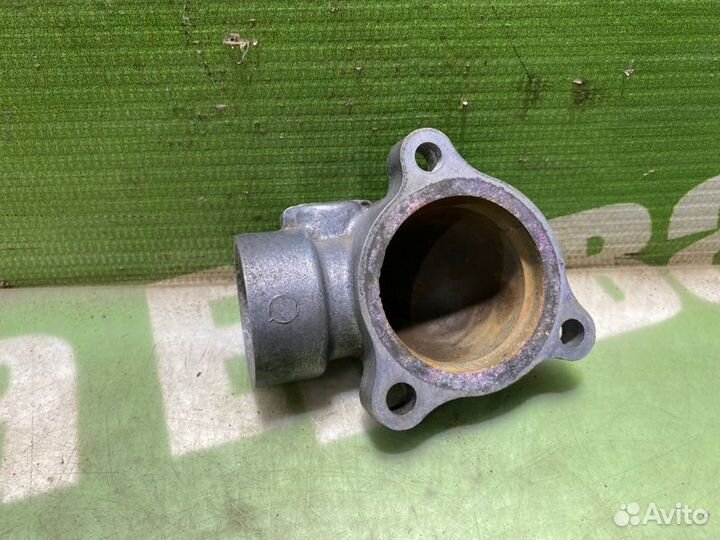 Крышка термостата Toyota Windom MCV10 4VZ-FE