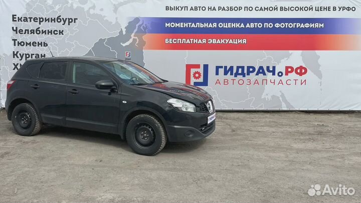 Рычаг стояночного тормоза Nissan Qashqai (J10) 360