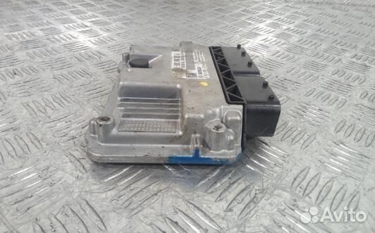 Блок управления двигателем volkswagen passat B6 (9