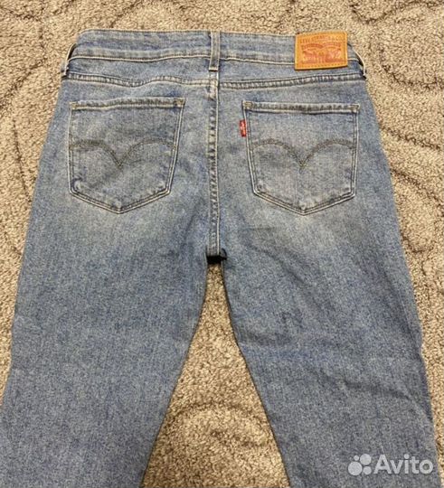 Джинсы levis 711
