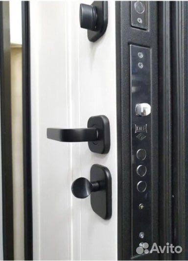 Дверь входная металлическая с мдф внутри