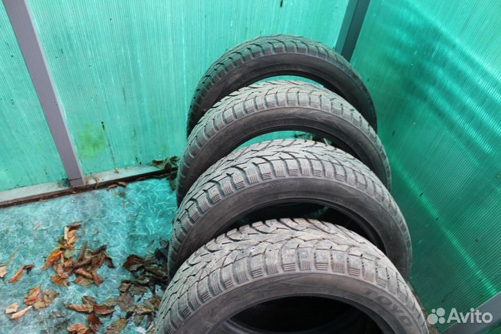 Toyo Winter Tranpath TX 205/50 R17