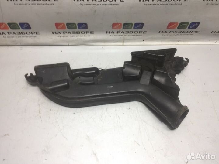 Воздухозаборник Nissan Teana J32