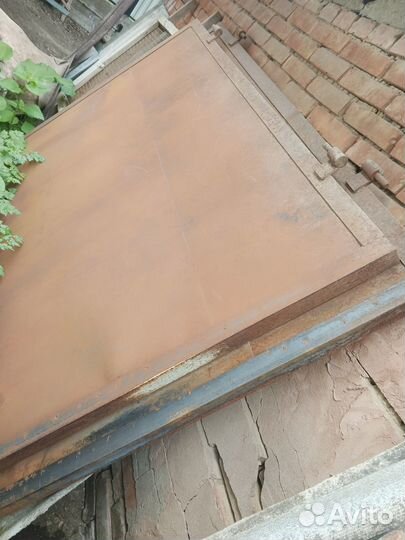 Ворота гаражные металлические