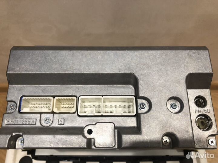 Магнитола оригинальная Toyota Corolla 2008 г