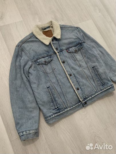 Джинсовая куртка Levis