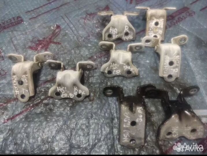 Петля двери хундай Солярис 1