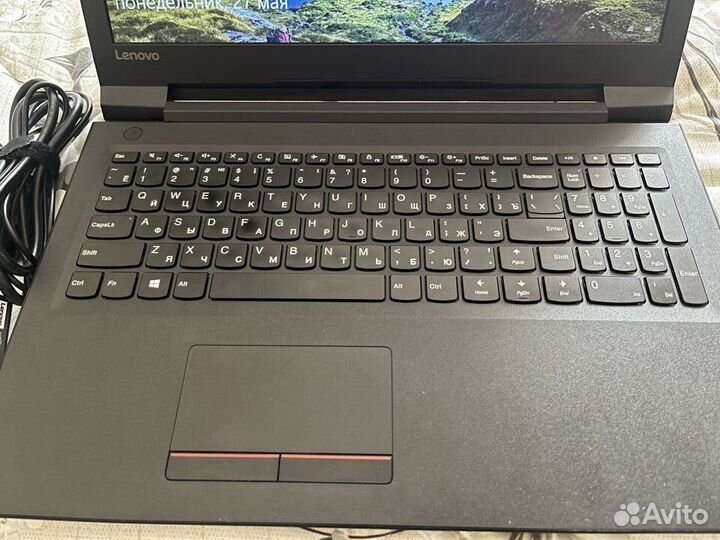 Ноутбук Lenovo 8GB озу, SSD+HDD