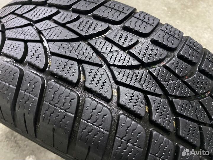 Dunlop SP Winter Sport 3D 215/60 R17 104H