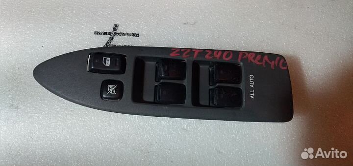 Блок упр. стеклоподьемниками toyota premio ZZT240