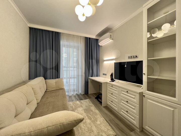 1-к. квартира, 35 м², 4/10 эт.