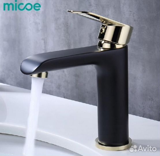 Смеситель для раковины черный