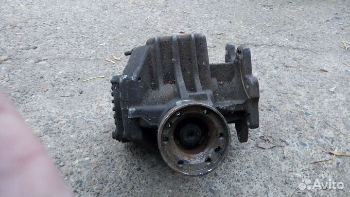 Редуктор Volvo XC70 2.5T 2004