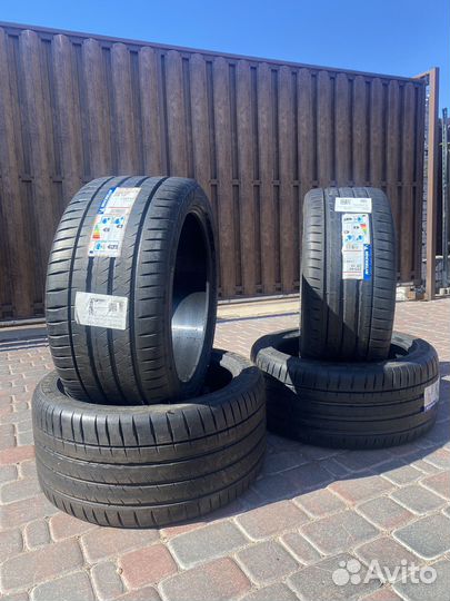 Michelin Pilot Sport 4 S 255/40 R19 и 285/35 R19