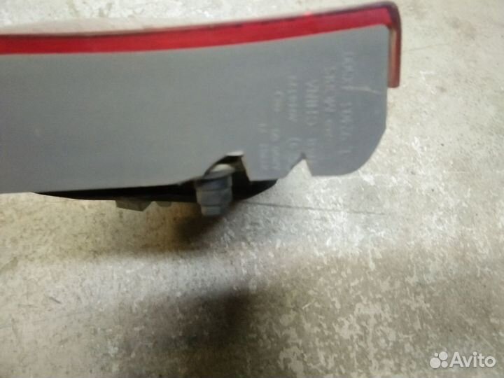 Фонарь левый в крышку багажника Киа Рио 3 рестайл