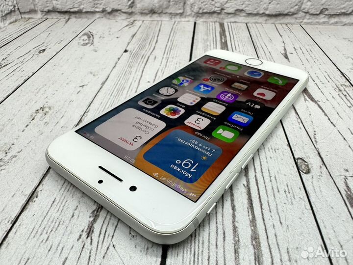 Apple iPhone 7 32gb Silver идеал