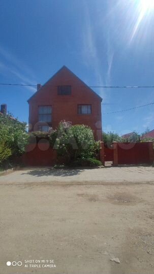 Дом 324,2 м² на участке 4 сот.