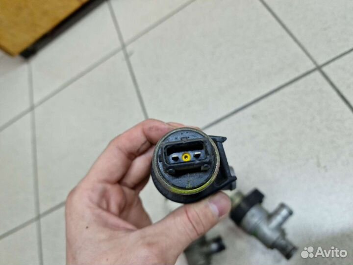 Регулятор холостого хода на Audi/VW 037906457C