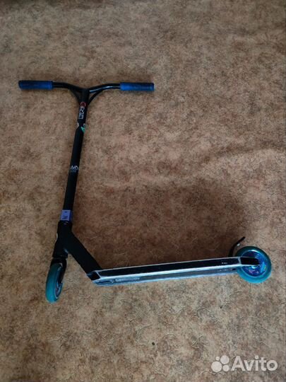 Трюковой самокат hipe