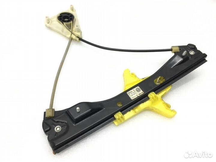 Стеклоподъемник задний правый Volkswagen Polo