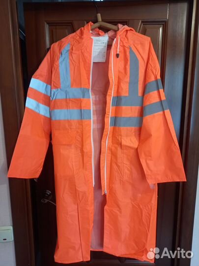 Плащ непромокаемый