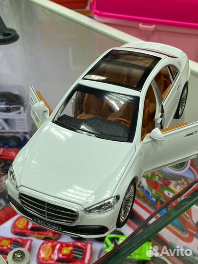 Машинка mercedes