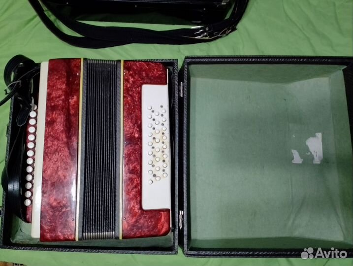 Гармонь настроенная Фа