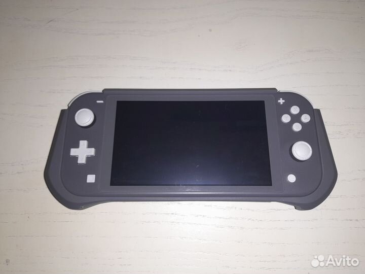 Nintendo Switch Lite Прошитый