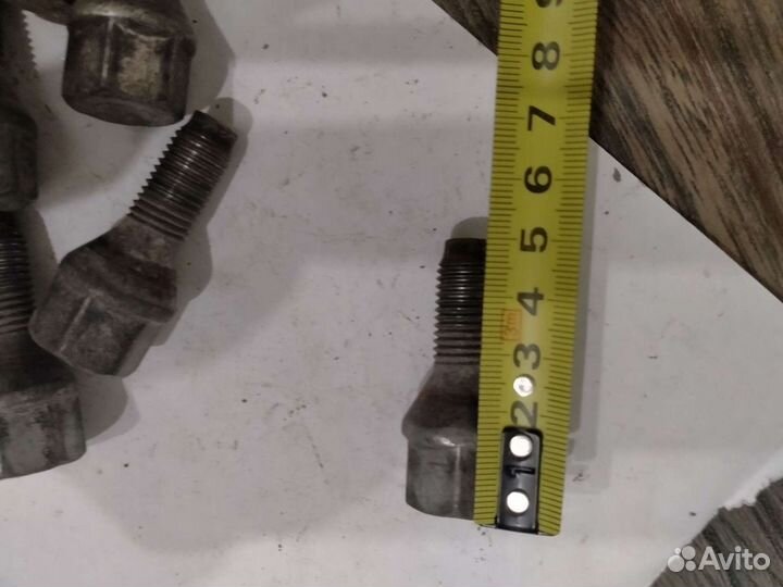 Болты для колёс