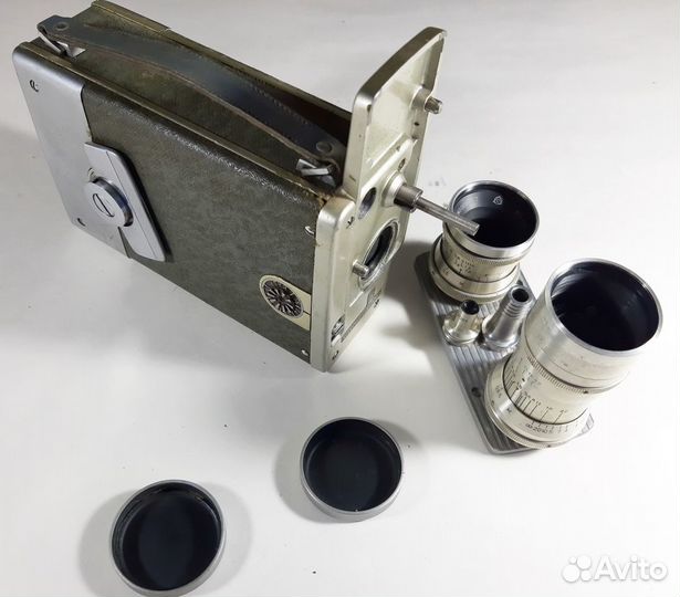 Кинокамеры СССР Киев 16 С-2 и Кварц 1х8с-2