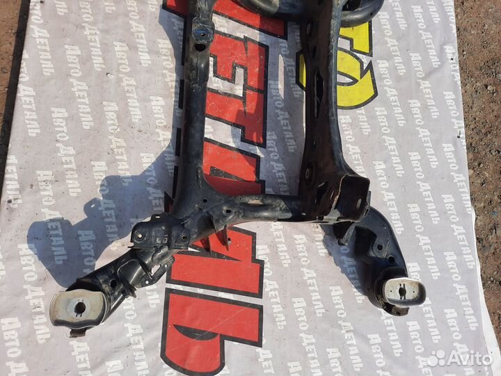 Балка задняя Подрамник задний Audi Q7 4M 2015