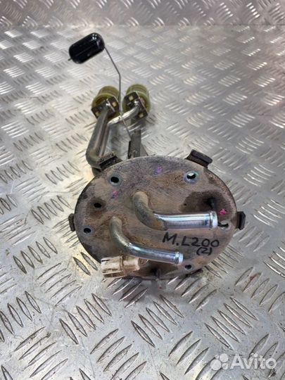 Датчик уровня топлива Mitsubishi L 200 KB4T 4D56