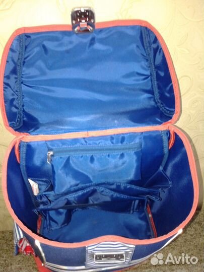 Продаю рюкзак школьный