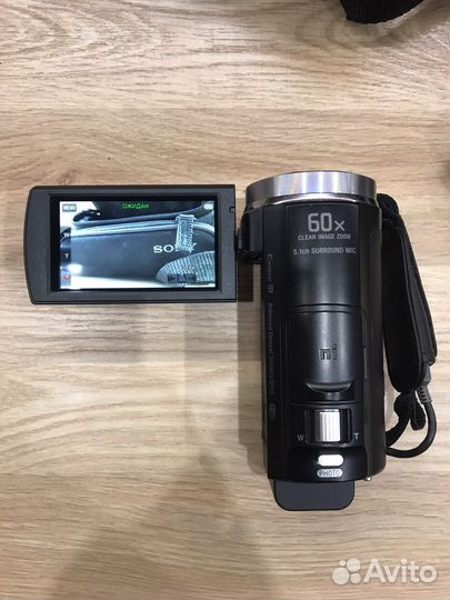 Видеокамера Sony HDR CX530E