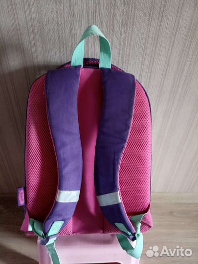 Портфель школьный для девочки