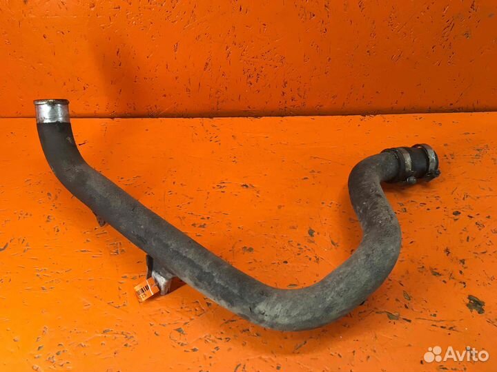 Патрубок интеркулера OEM:28252-2A700 Hyundai 2012